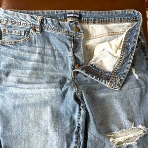Blue spice distressed jeans